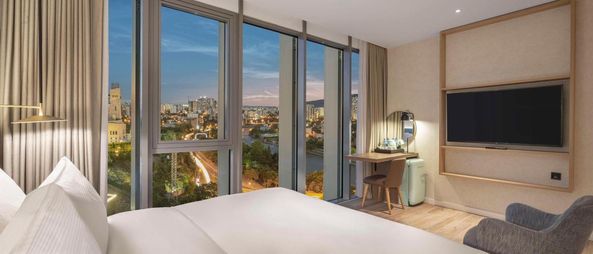 Hilton Garden Riverview Hotel 4*