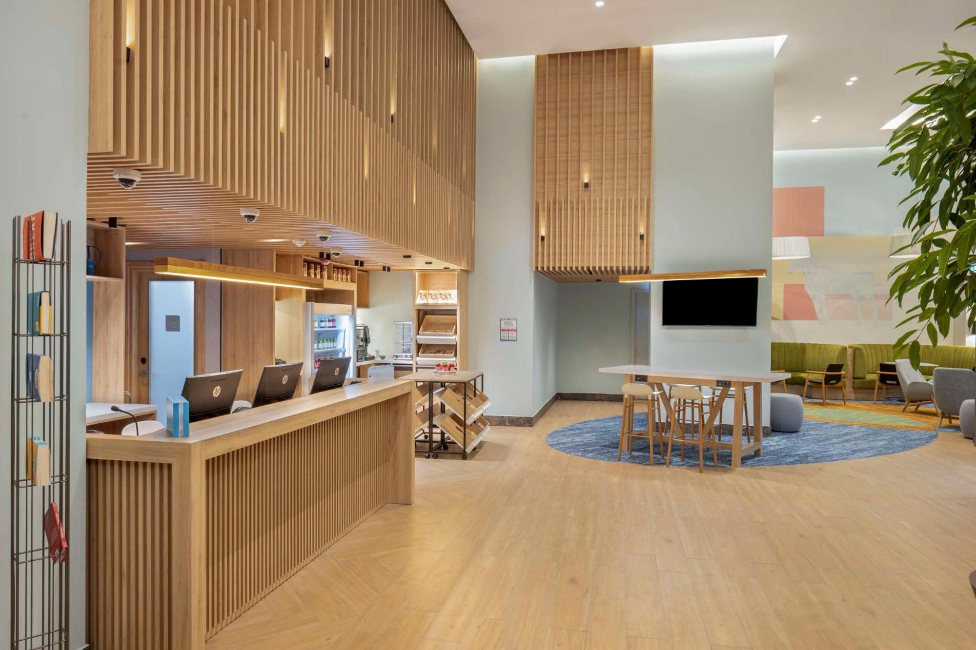 Hotel Hilton Garden Riverview