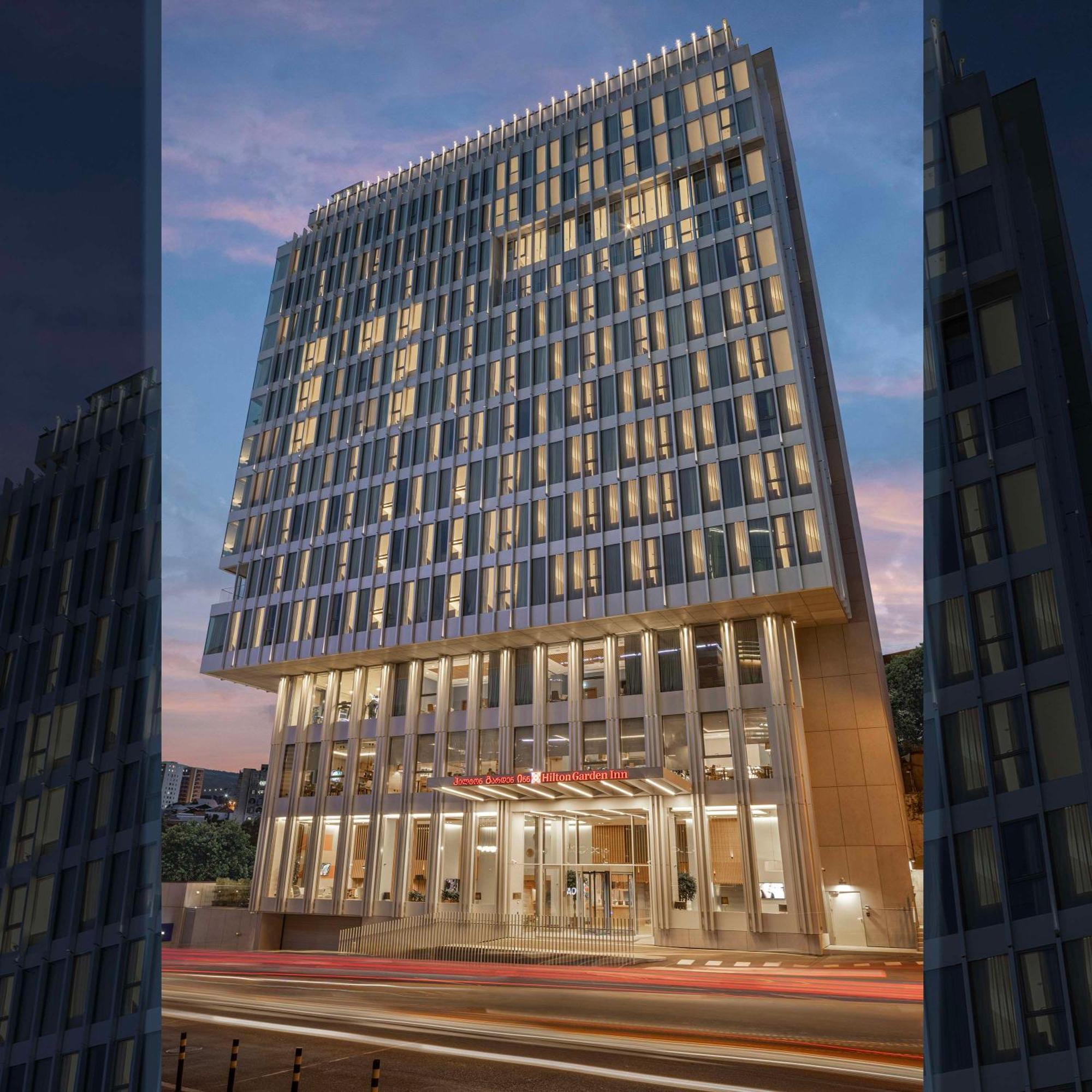 Hotel Hilton Garden Riverview 4*